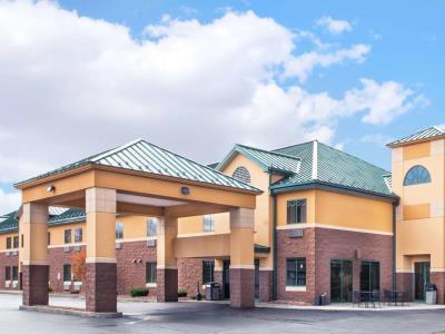 Days Inn By Wyndham Brewerton/ Syracuse Near Oneida Lake Esterno foto